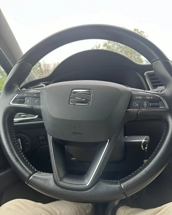 Seat Leon cena 43900 przebieg: 217735, rok produkcji 2015 z Wieluń małe 154